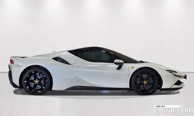 Ferrari SF90 2023 4.0 АКПП, миниатюра 6 Ferrari SF90 2023 4.0 АКПП, миниатюра 6
