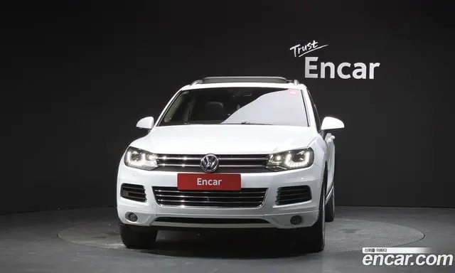 Volkswagen Touareg 2012 3.0 АКПП, миниатюра 3