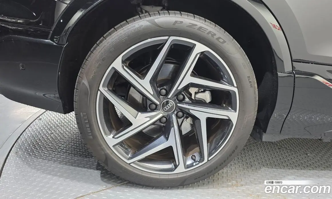 Audi Q6 e-tron 2025 0.2 АКПП, фото 5