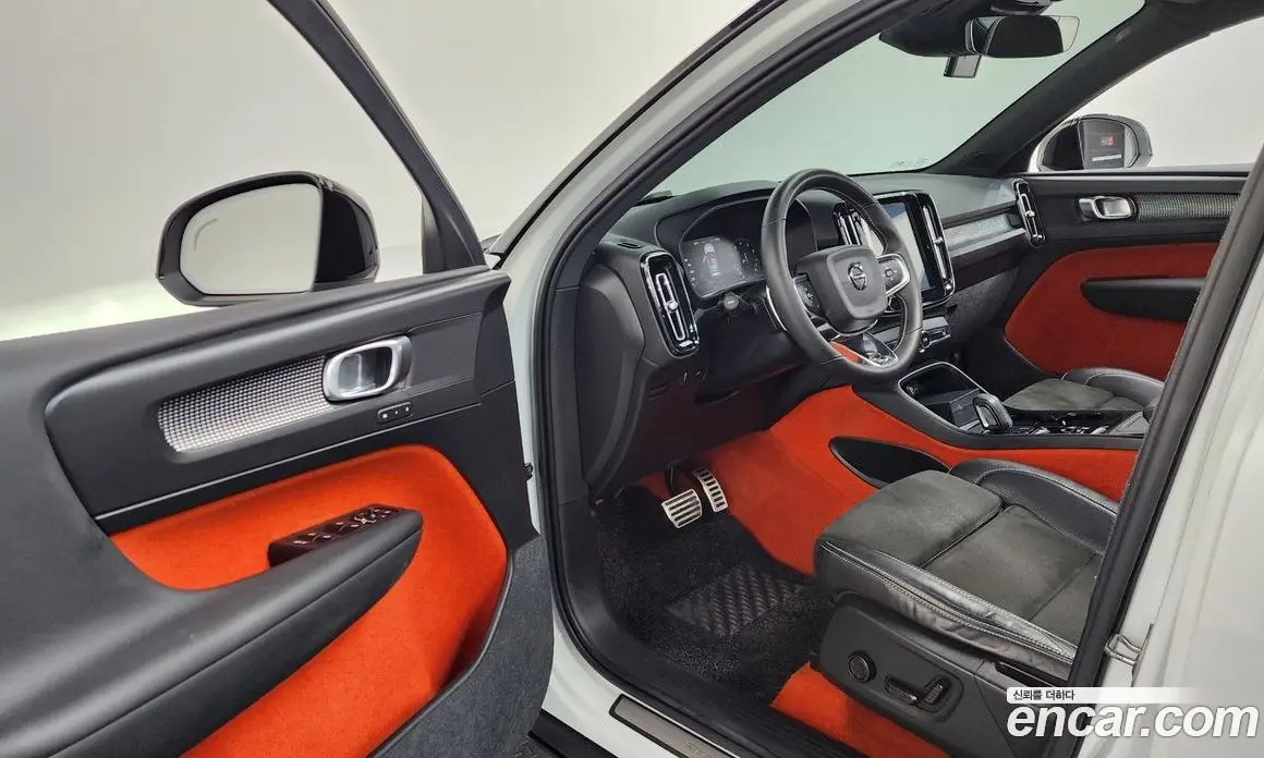 Volvo XC40 2018 2.0 АКПП, фото 13