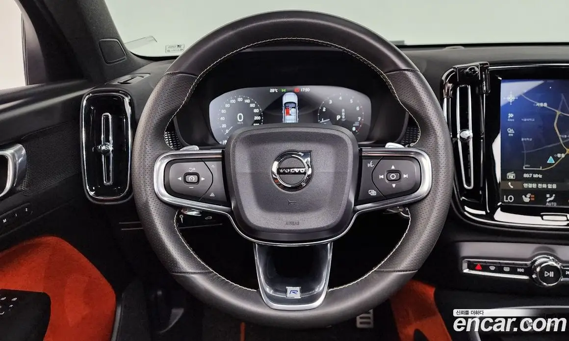 Volvo XC40 2018 2.0 АКПП, фото 18