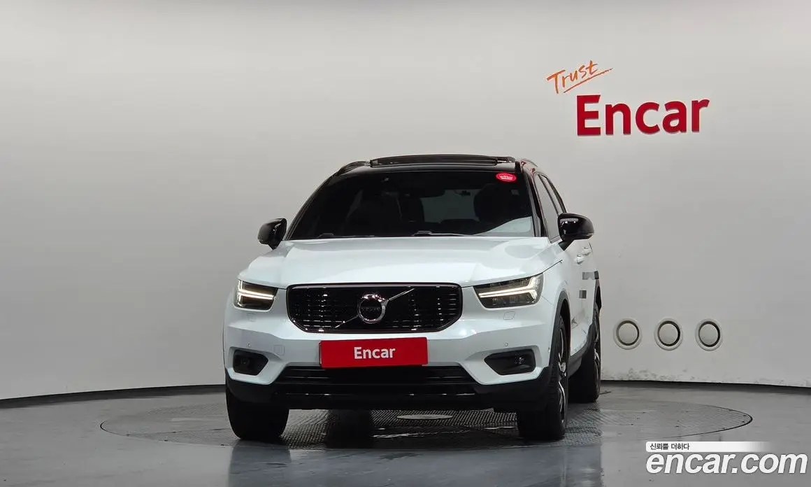 Volvo XC40 2018 2.0 АКПП, фото 3