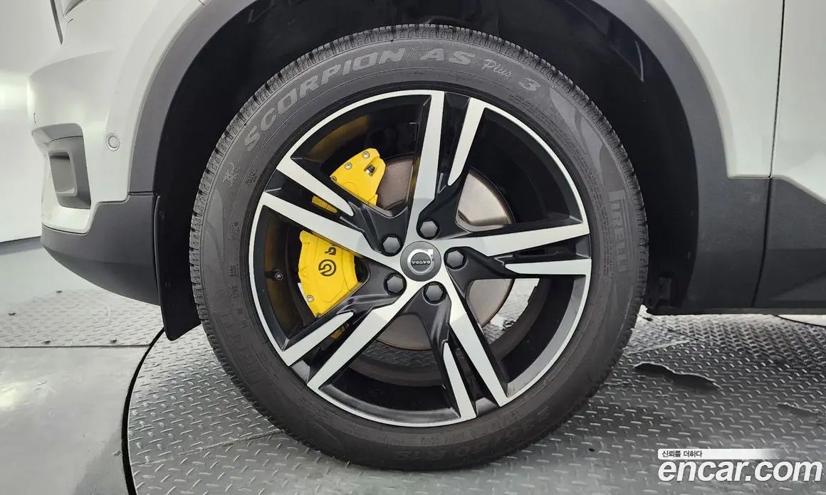 Volvo XC40 2018 2.0 АКПП, фото 5