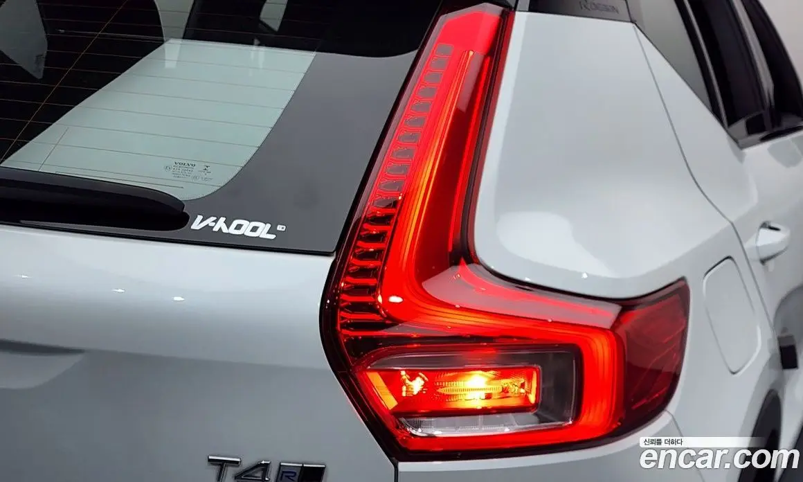 Volvo XC40 2018 2.0 АКПП, фото 9