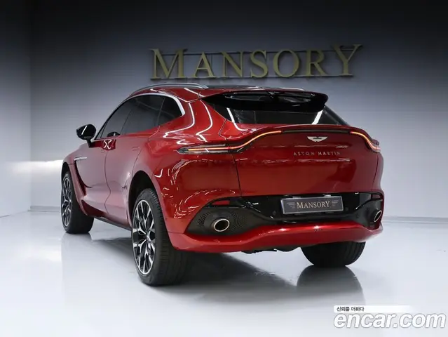 Aston Martin DBX 2021 4.0 АКПП, миниатюра 7