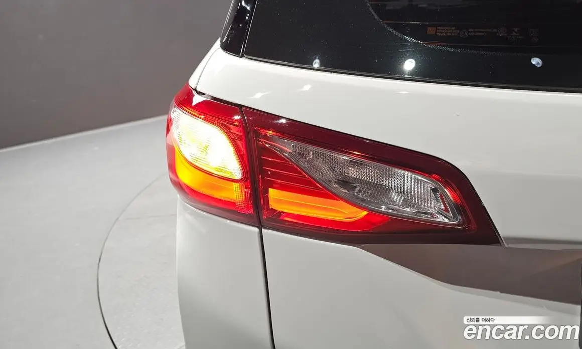 Chevrolet Equinox 2018 1.6 АКПП, фото 9