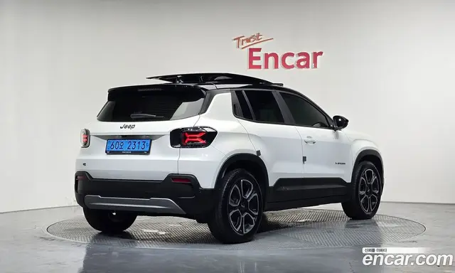 Jeep Avenger 2024 0.1 АКПП, миниатюра 2