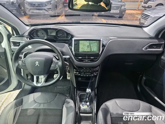 Peugeot 2008 2015 1.6 АКПП, миниатюра 7