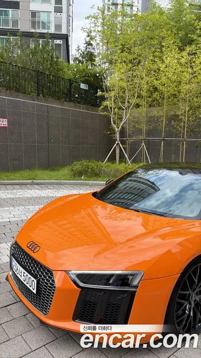 Audi R8 2017 5.2 АКПП, миниатюра 6