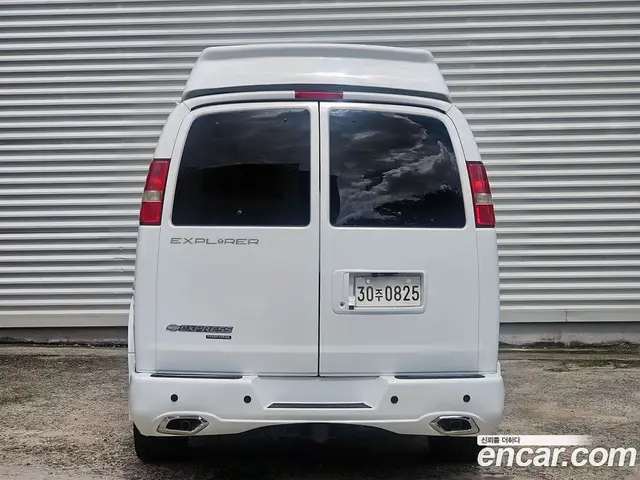 Chevrolet Express Van 2015 6.0 АКПП, миниатюра 5 Chevrolet Express Van 2015 6.0 АКПП, миниатюра 5