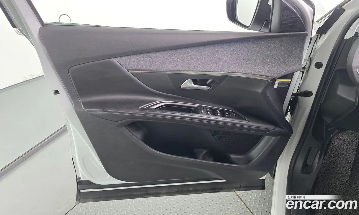 Peugeot 5008 2018 1.6 АКПП, фото 14