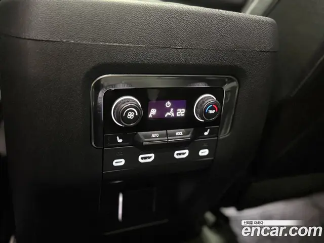 Chevrolet Tahoe 2023 6.2 АКПП, миниатюра 11 Chevrolet Tahoe 2023 6.2 АКПП, миниатюра 11