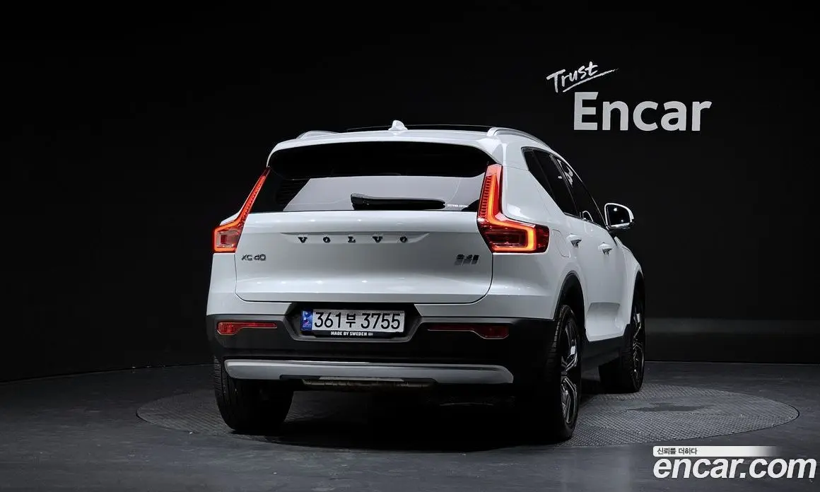 Volvo XC40 2021 2.0 АКПП, фото 3 Volvo XC40 2021 2.0 АКПП, фото 3