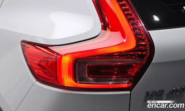 Volvo XC40 2021 2.0 АКПП, миниатюра 8 Volvo XC40 2021 2.0 АКПП, миниатюра 8