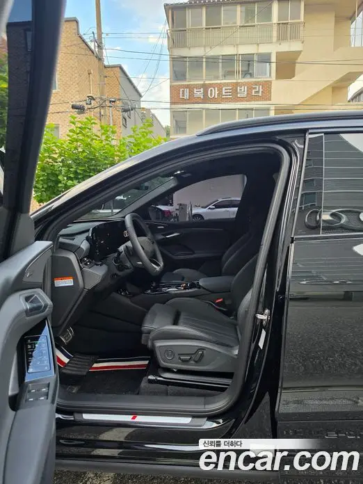 Audi Q6 e-tron 2025 АКПП, миниатюра 7