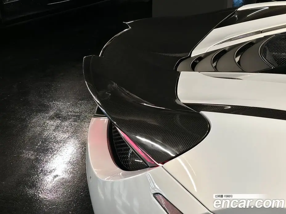 McLaren 720S 2017 4.0 АКПП, фото 12 McLaren 720S 2017 4.0 АКПП, фото 12