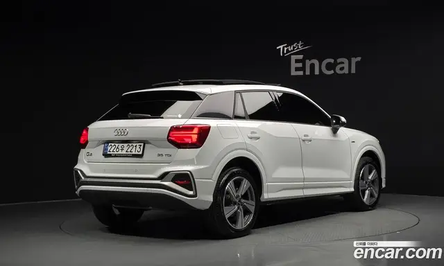 Audi Q2, 2023, 2 712 км
