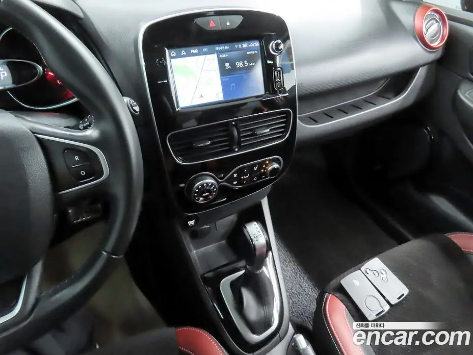Renault (Samsung) Clio 2018 1.5 АКПП, фото 11