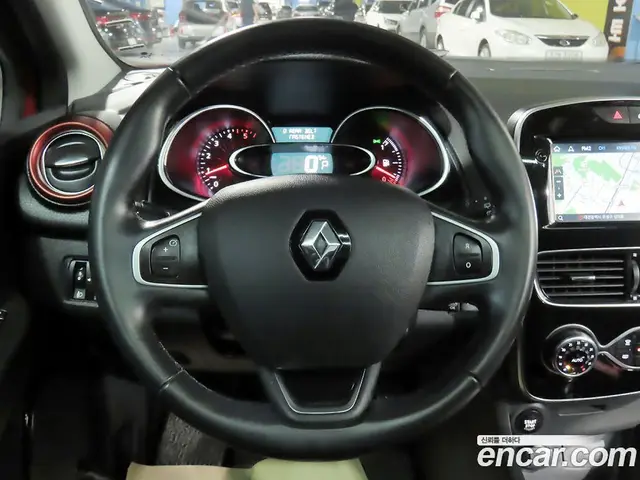 Renault (Samsung) Clio 2018 1.5 АКПП, миниатюра 10