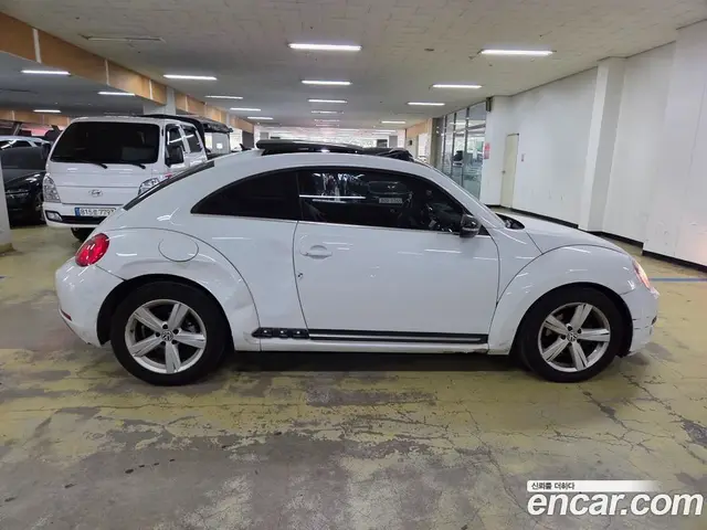 Volkswagen Beetle 2015 2.0 АКПП, миниатюра 5 Volkswagen Beetle 2015 2.0 АКПП, миниатюра 5
