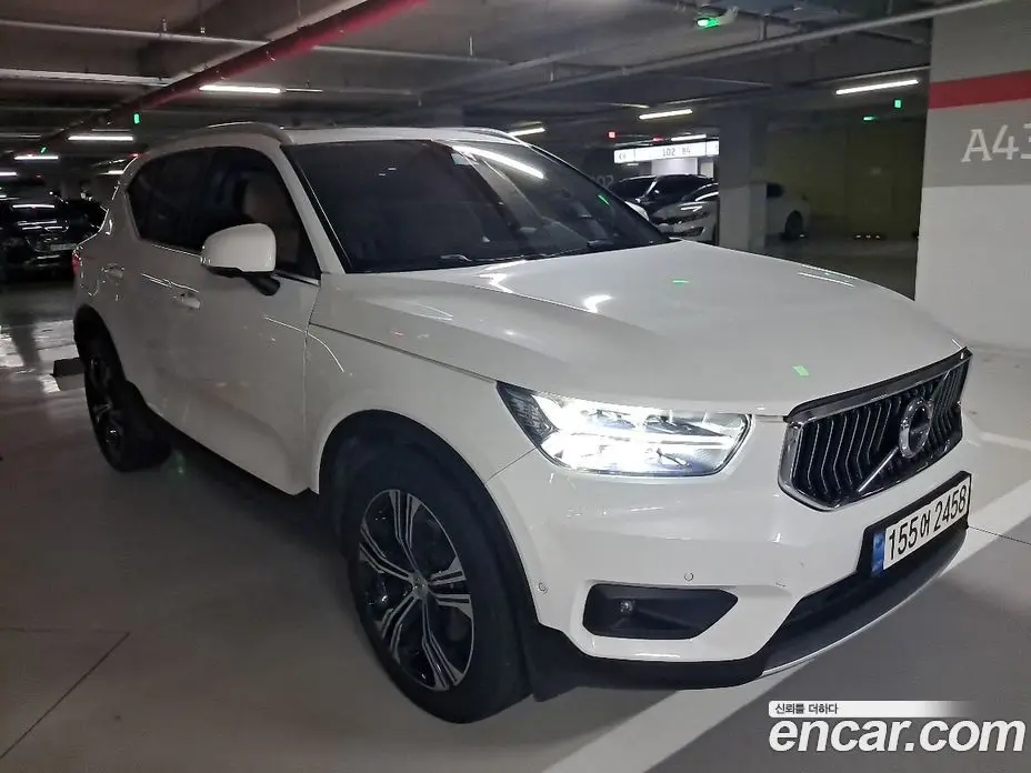 Volvo XC40 2021 2.0 АКПП, фото 3