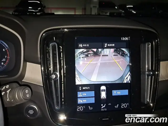 Volvo XC40 2021 2.0 АКПП, миниатюра 9