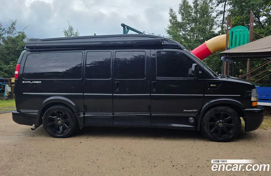Chevrolet Express Van 2016 6.0 АКПП, фото 6