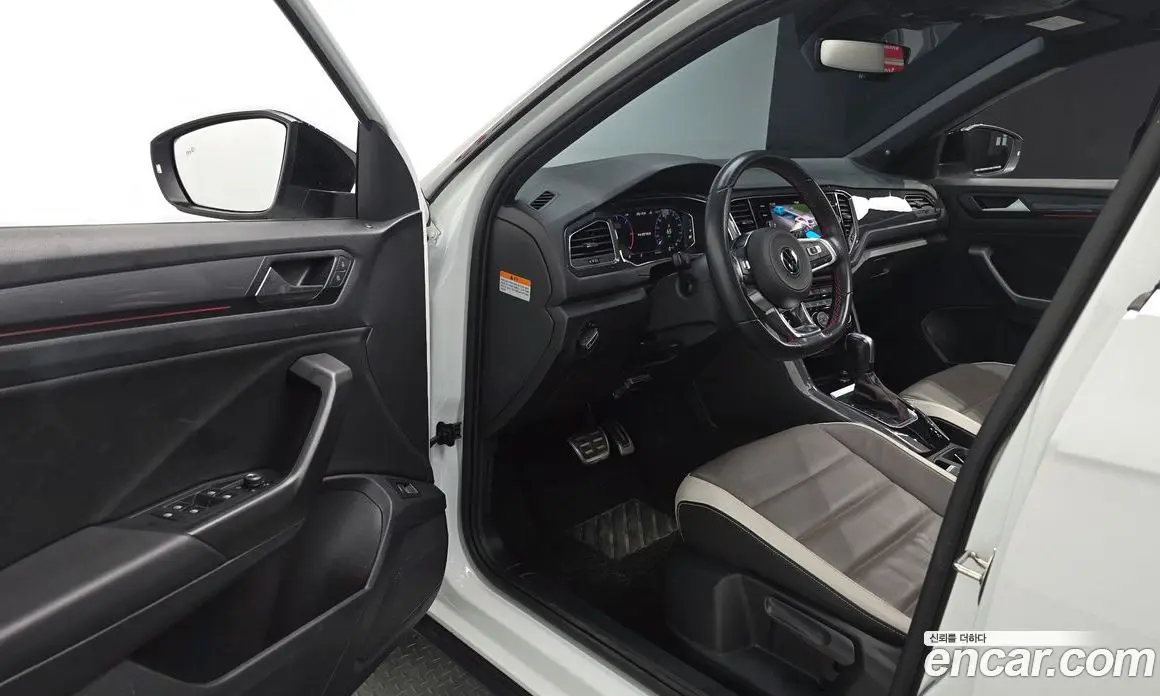 Volkswagen T-Roc 2022 2.0 АКПП, фото 12