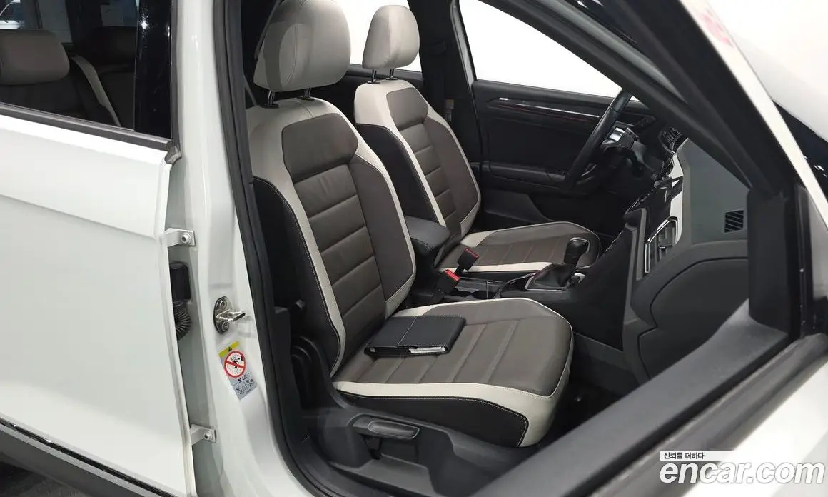Volkswagen T-Roc 2022 2.0 АКПП, фото 15