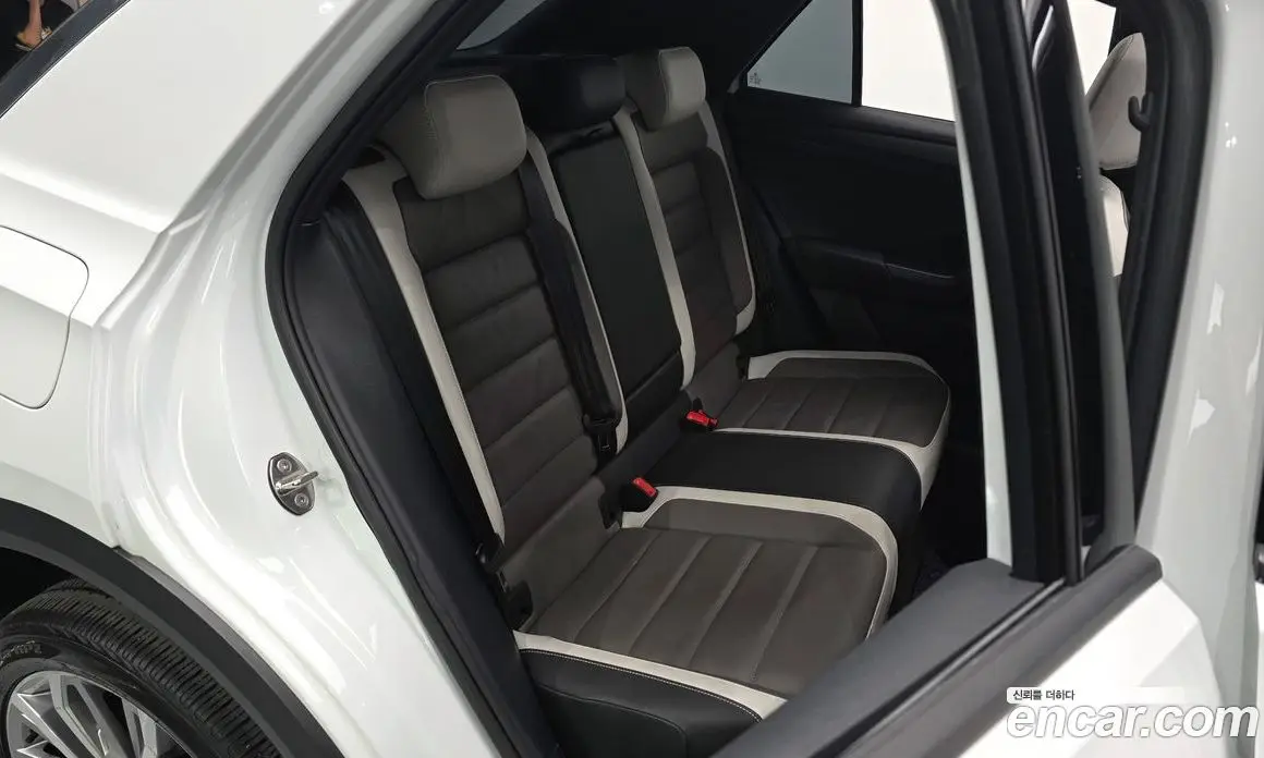 Volkswagen T-Roc 2022 2.0 АКПП, фото 17