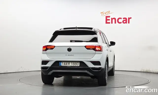 Volkswagen T-Roc 2022 2.0 АКПП, миниатюра 3