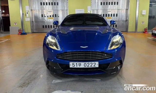 Aston Martin Vanquish 2015 5.9 АКПП, миниатюра 2