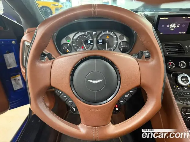 Aston Martin Vanquish 2015 5.9 АКПП, миниатюра 10