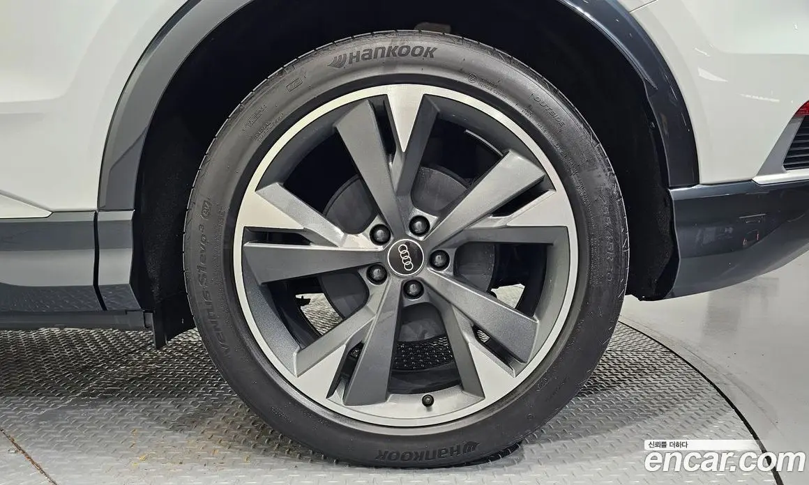Audi Q4 e-tron 2023 0.2 АКПП, фото 7