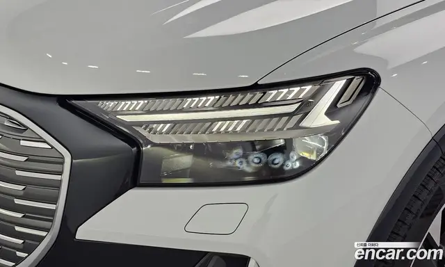 Audi Q4 e-tron 2023 0.2 АКПП, миниатюра 8