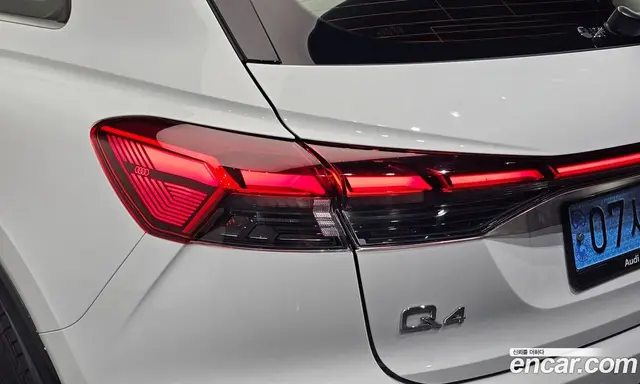 Audi Q4 e-tron 2023 0.2 АКПП, миниатюра 9