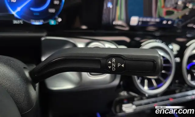 Mercedes-Benz EQB 2025 0.2 АКПП, миниатюра 12