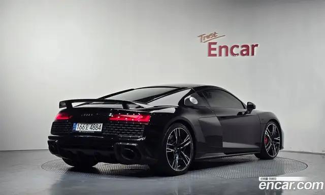 Audi R8 2021 5.2 АКПП, миниатюра 2