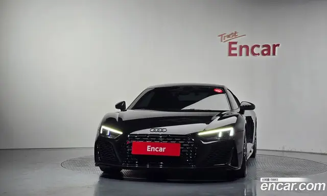 Audi R8 2021 5.2 АКПП, миниатюра 3
