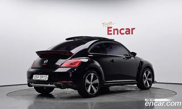 Volkswagen Beetle 2014 2.0 АКПП, миниатюра 2 Volkswagen Beetle 2014 2.0 АКПП, миниатюра 2