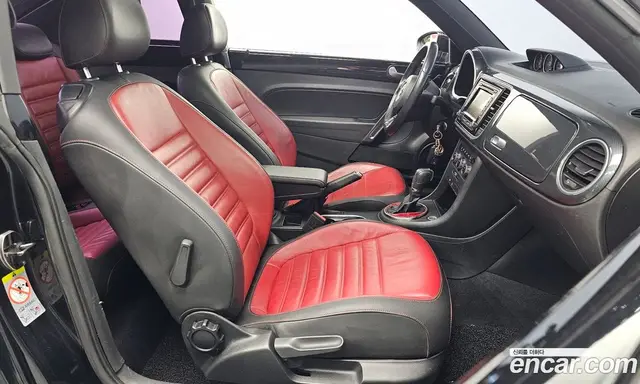 Volkswagen Beetle 2014 2.0 АКПП, миниатюра 11 Volkswagen Beetle 2014 2.0 АКПП, миниатюра 11