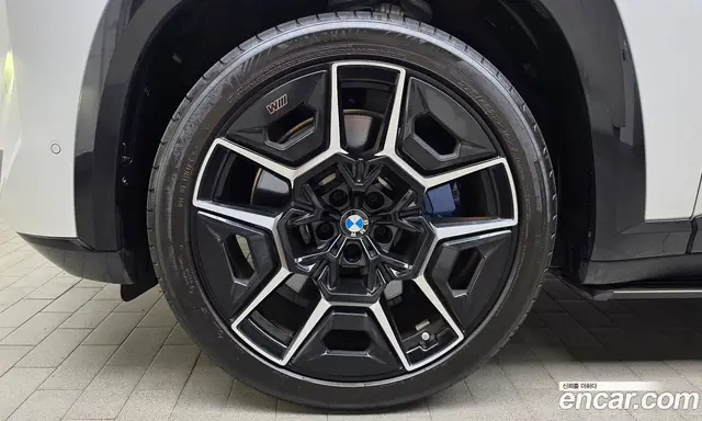 BMW XM 2023 4.4 АКПП, миниатюра 5