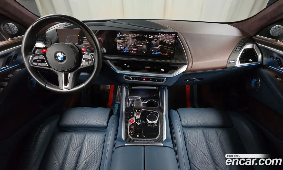 BMW XM 2023 4.4 АКПП, фото 10