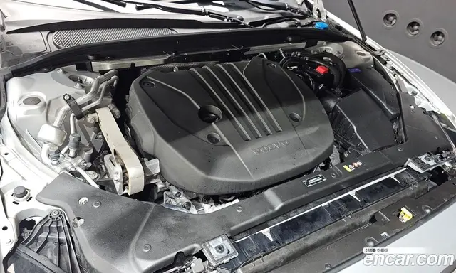 Volvo V60 2023 2.0 АКПП, миниатюра 6