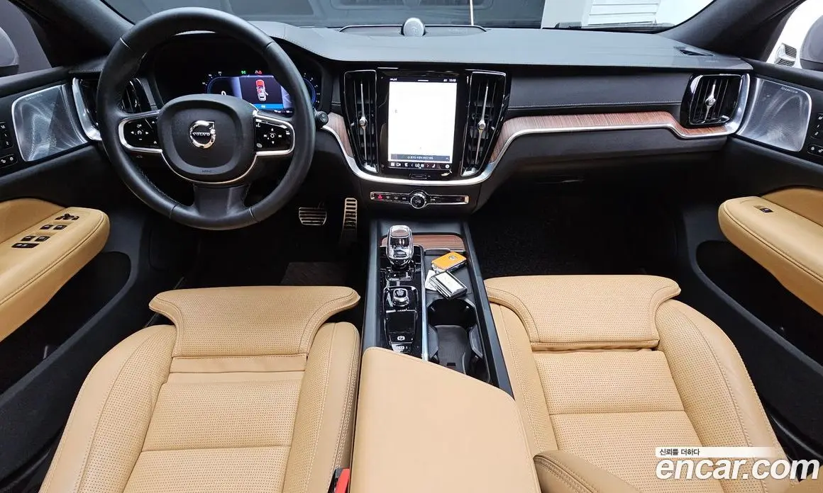 Volvo V60 2023 2.0 АКПП, фото 7