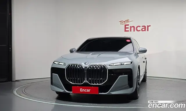 BMW i7 2023 0.3 АКПП, миниатюра 3