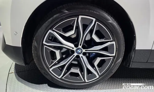 BMW iX 2023 0.3 АКПП, миниатюра 4