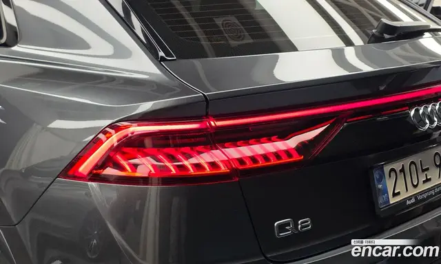 Audi Q8 2022 3.0 АКПП, миниатюра 9