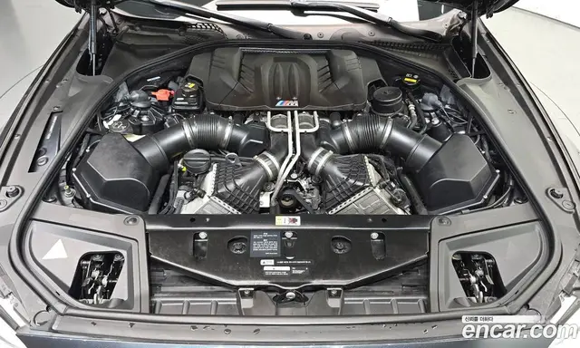 BMW M5 2016 4.4 АКПП, миниатюра 6