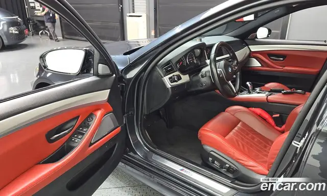 BMW M5 2016 4.4 АКПП, миниатюра 10